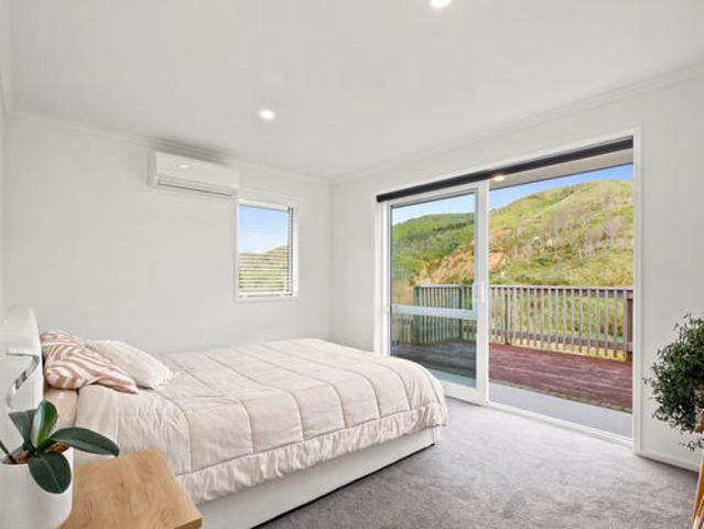 Private Retreat with Space, Parking & Potential