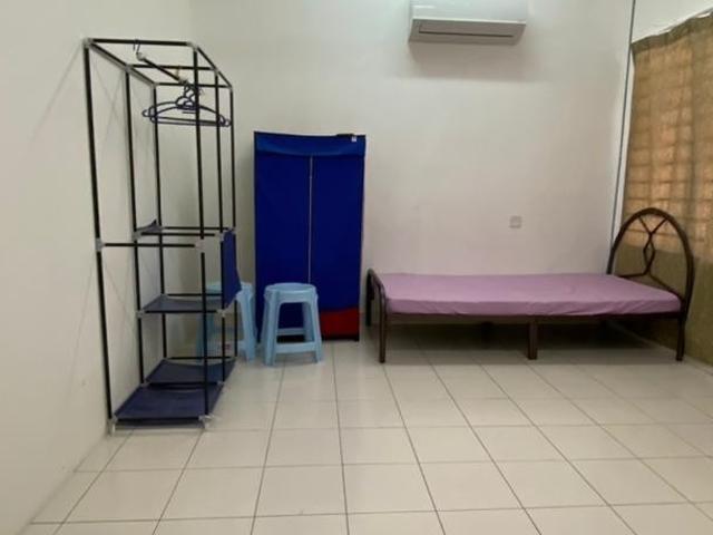 Private room at bandar utama super big discount fast call
