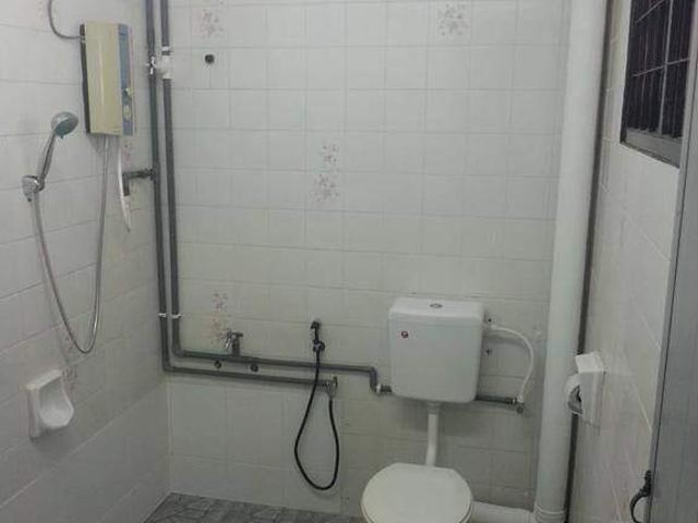 Private Room at Ipoh Garden opposite Hospital Fatimah