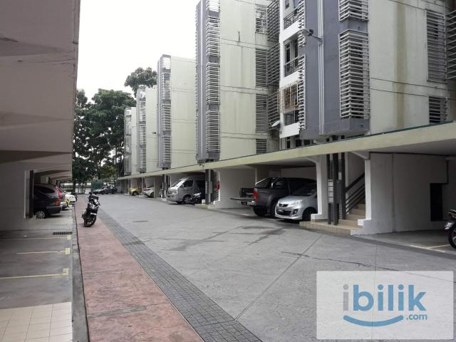 Private Room Available at Cyberia SmartHomes Townvilla E, Cyberjaya, Adjacent to MMU Gate and Convenient Shops
