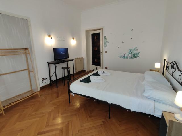 Private room available in a shared apartment