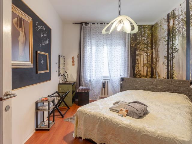 Private room available in a shared apartment