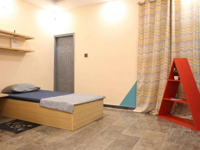 Private Room for Working Professionals in DHA Karachi DHA Phase 5 ID 35391