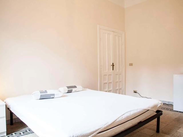 Private Room in Largo Magnagrecia