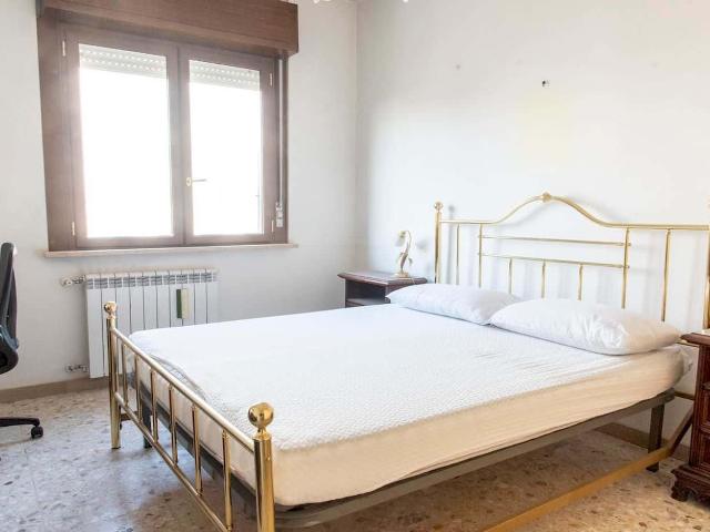 Private Room in Largo Valerio Bacigalupo