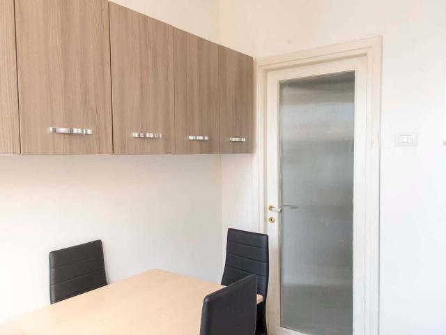 Private Room in Lungotevere Portuense