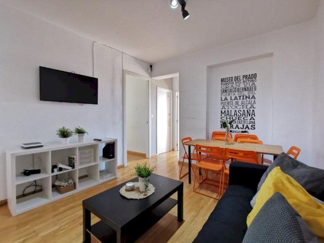 Private room in Redondilla street