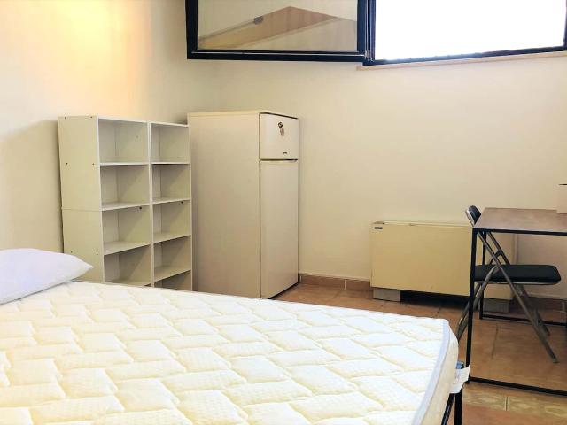 Private Room in Via Alessandro Brisse