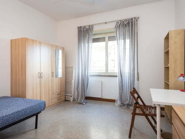 Private Room in Via Bisentina