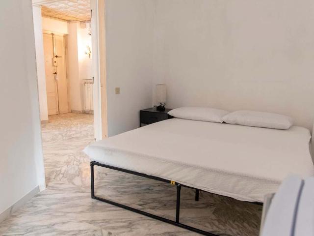Private Room in Via dei Radiotelegrafisti