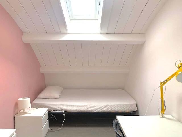 Private Room in Via di Carcaricola