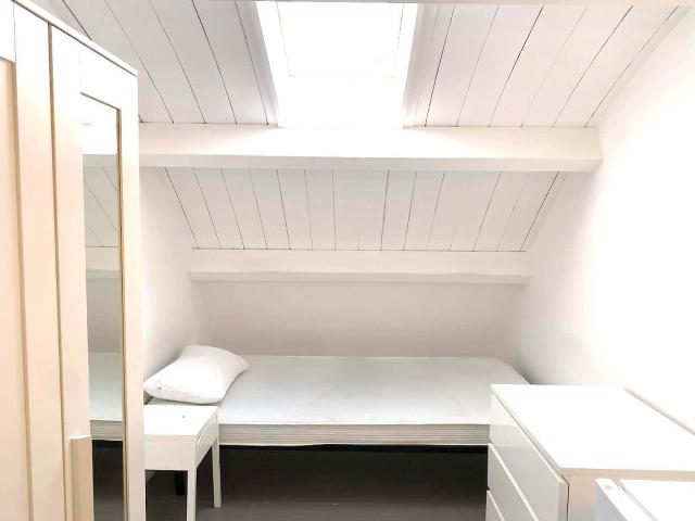 Private Room in Via di Carcaricola