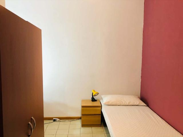 Private Room in Via Francesco Orestano