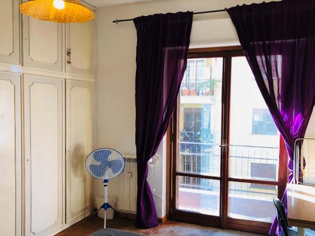 Private Room in Via Francesco Orestano