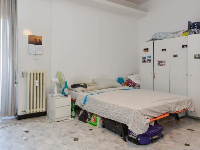 Private Room in Via Livorno
