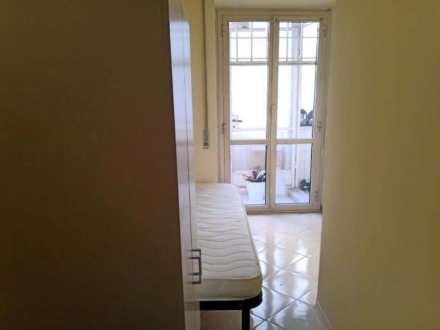 Private Room in Viale Tirreno