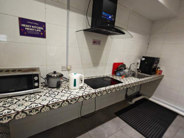 Private Room Near Masjid India Low Deposit 4 Stop to Kl Central