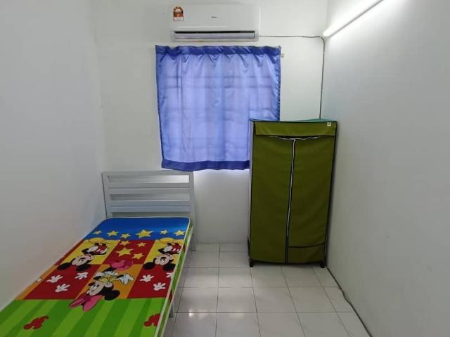 Private Room with Air Cond ❄️ at Setia Impian only 7mins to SCM mall