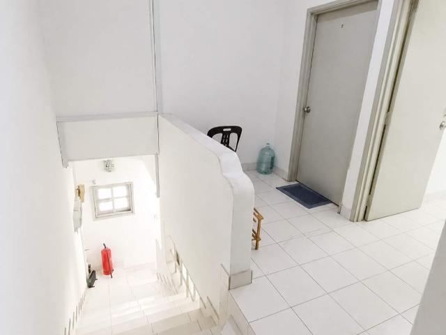 Private Room @ USJ Subang Jaya |️️300m Walk to USJ7 LRT | 8–10 mins to Sunway Pyramid / Sunway Lagoon