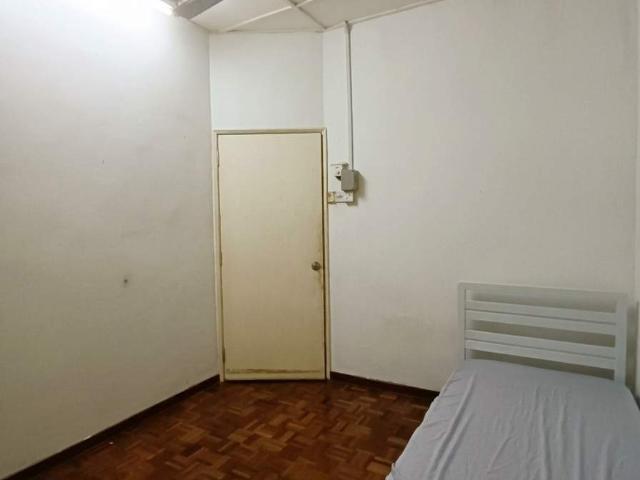 PRIVATE ROOMS FOR RENT – GREAT DEAL!