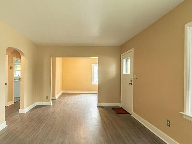 Private Sale Renovated House In Chatham For Sale