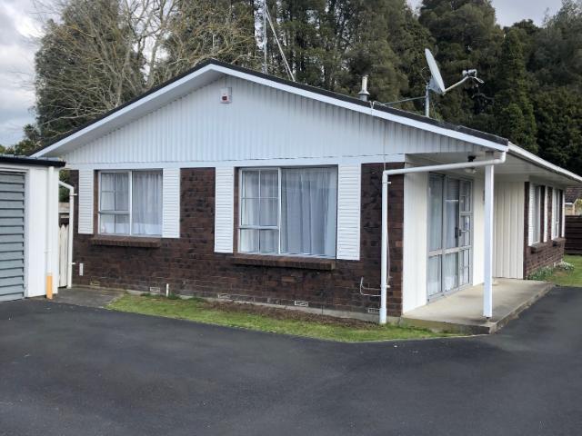 Private & Tidy Two Bedroom Unit