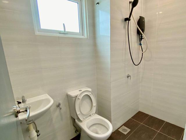 [Private toilet] room rent at lavender residences sg long kajang