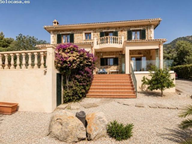 Private Villa with Mountain and Sea Town Views Capdellà, Mallorca