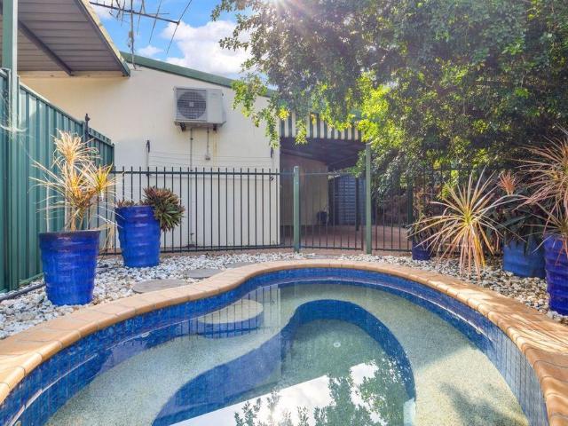 PRIVATE VILLA WITH SPA!