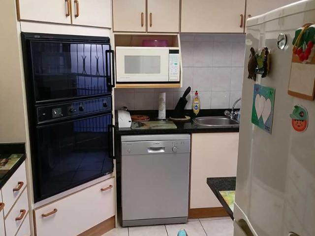 PRIVATE 3 BEDROOM TOWNHOUSE WITH STUNNING GARDEN IN SECURE COMPLEX