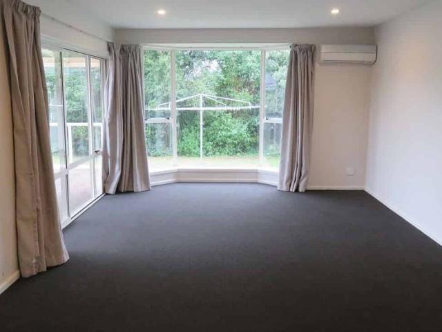 Private 6 Bed Flat
