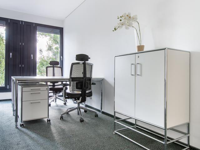 Privater Büroraum für 1 Person in Regus Leopoldstrasse