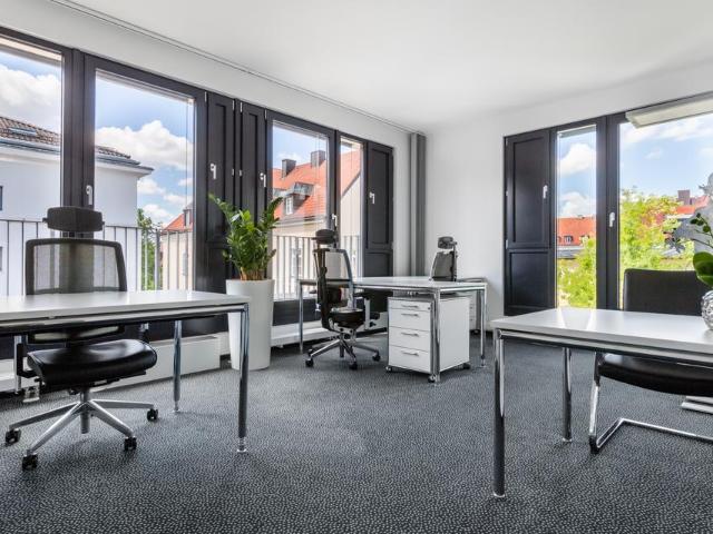 Privater Büroraum für 5 Person in Regus Leopoldstrasse