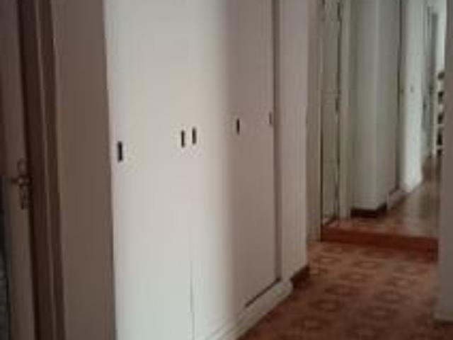 Privato affitta