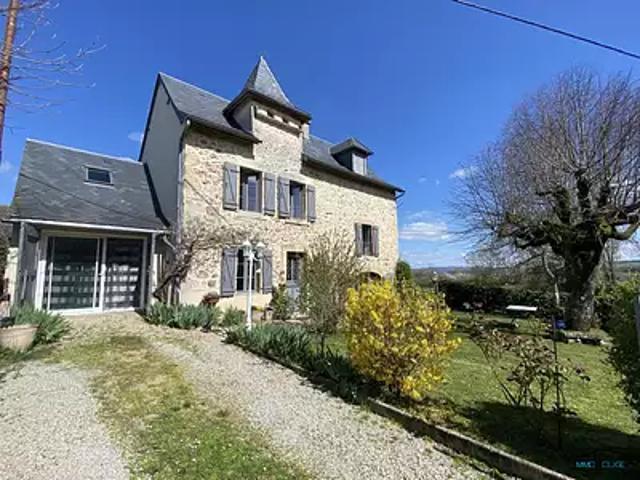 Privezac 12350 Achat / Vente maison 7 pièces t7 parking