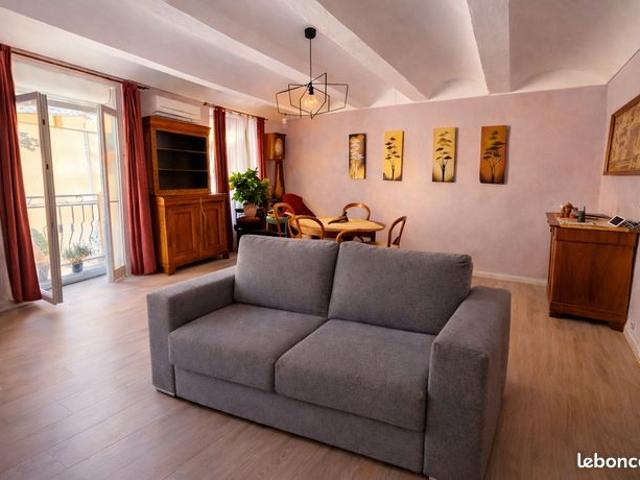 PRIX EN BAISSE – Triplex 126m² avec studio – GANGES