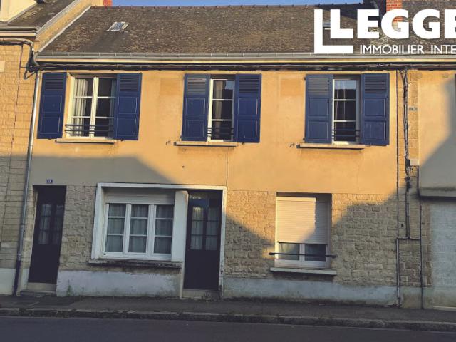 PRIX EN BAISSE ! Maison de bourg, en location de 94m² avec un terrain de 280m² à Gouffern en Auge Fel
