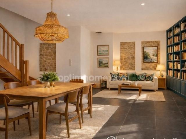 Ensemble de chaumiéres dont 270 m² rénové haut de gamme