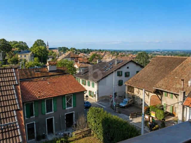 PRIX TOP! LUXUEUX SUR TROIS ÉTAGES