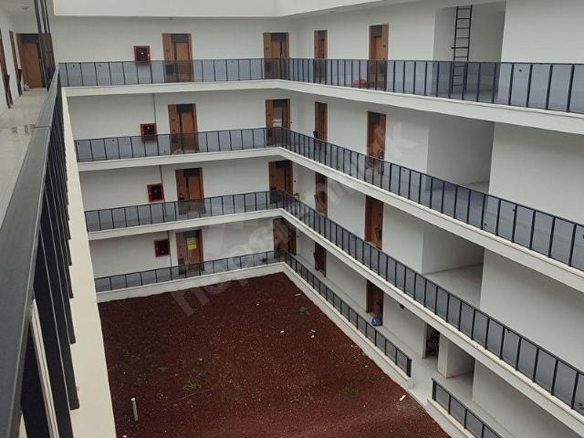 PRİM YAPACAK BÖLGEDE CAM BALKONLUDUVAR KAĞITLI LÜKS 1+1 FIRSATI