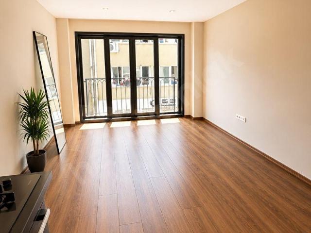 PRİVE GAYRİMENKUL NİŞANTAŞINDA SIFIR LÜKS BEYAZ EŞYALI DAİRE