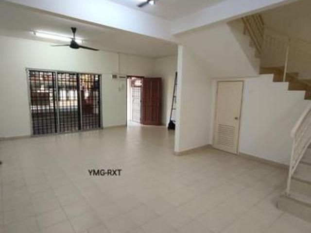 Price Dropped Partially Furnished 2 Sty DelimaBandar Parklands Klang