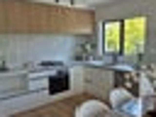 7E PRICE DOWN TO HIGH $700,000'S