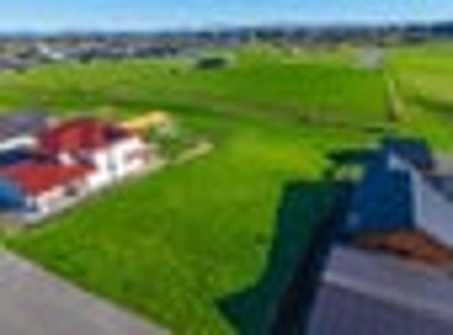 Priced to Sell in Popular Gleniti