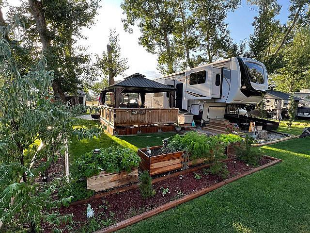 Priced To Sell Oasis Grove 191/173a