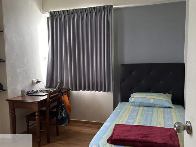 Prima 16 Room for Rent