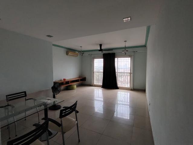 prima tiara 2 apartment corner lot 17 floor