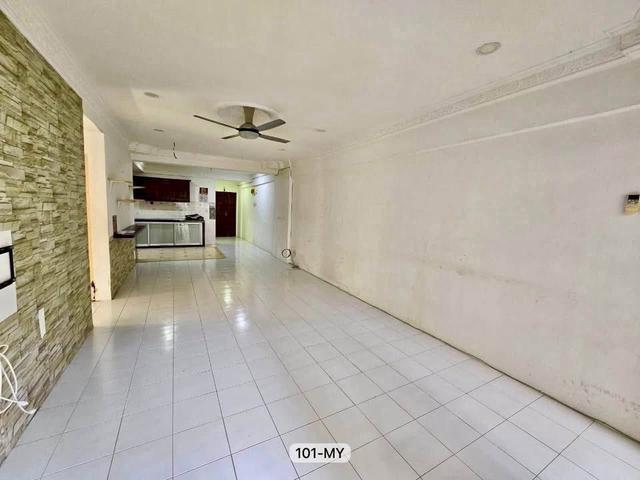 Prima Bayu Apartment Ground Floor 1150 sqft Below Value Full Loan