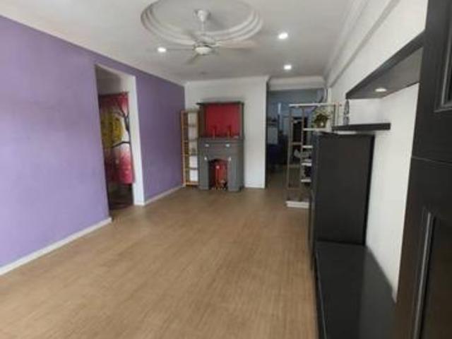 Prima Bayu Villa Apartment 1150sqft Nice unit for sale
