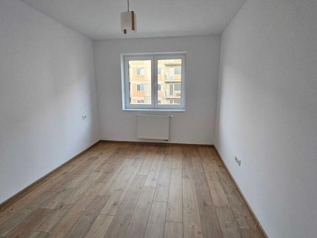 Prima Chirie Apartament Coresi Victory Nicolae Labis 33 semi mobilat